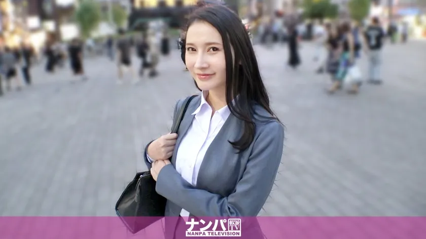 【ジャケット】そのOLチョロ過ぎる!欲求不満が過ぎて出会い系や相席でお持ち帰りされまくる美人OLお姉さんがエロ過ぎたw仕事のストレスをセックスと潮吹きで発散しまくる!その姿はまさに!圧倒的!エロガール! マジ軟派、初撮。 2265 200GANA-3335