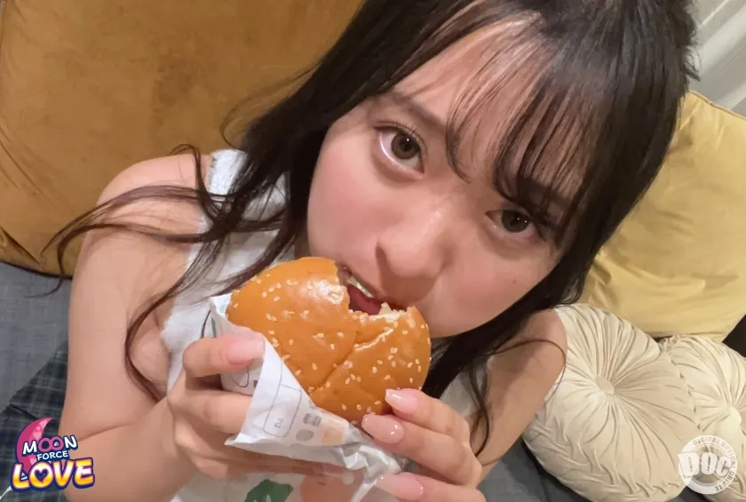 【ジャケット】【ゼロ距離カップル】キス魔彼女とデート帰りのまったりタイム#かほ MFCL-024