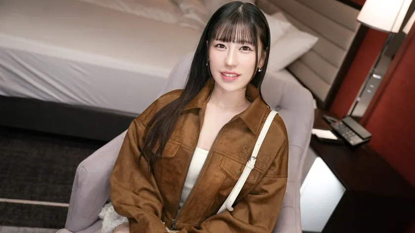 【ジャケット】笑顔が素敵な保育士の卵!!元AV女優の某インフルエンサーに憧れてAV出演!!男優の手マンではカメラ直撃でピント外しの盛大な潮をまき散らす!! 【初撮り】ネットでAV応募→AV体験撮影 2522 SIRO-5638